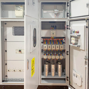 Tủ điện năng lượng mặt trời là gì?